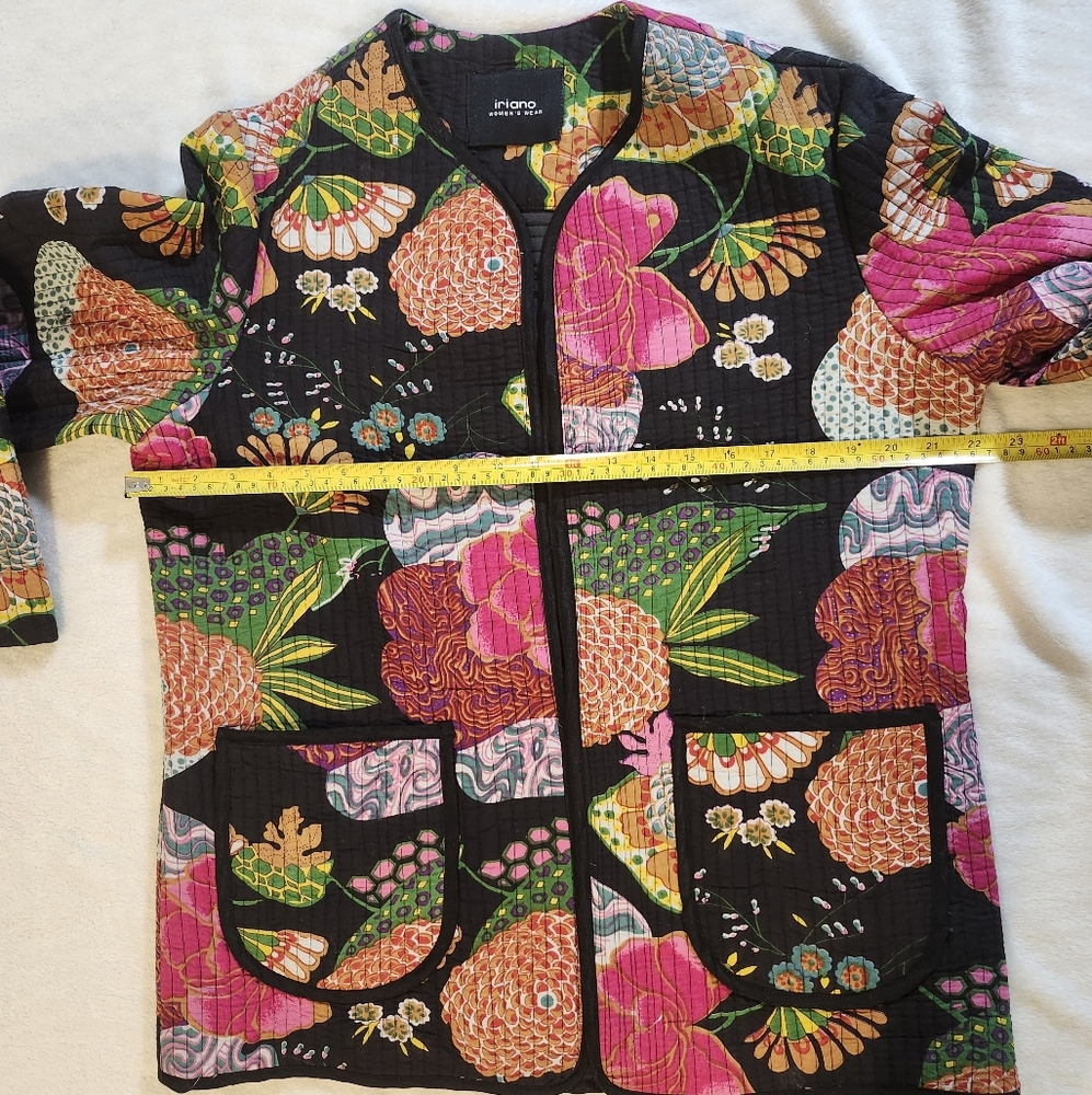Quilted Jacket  Size M - Picture 5 of 8